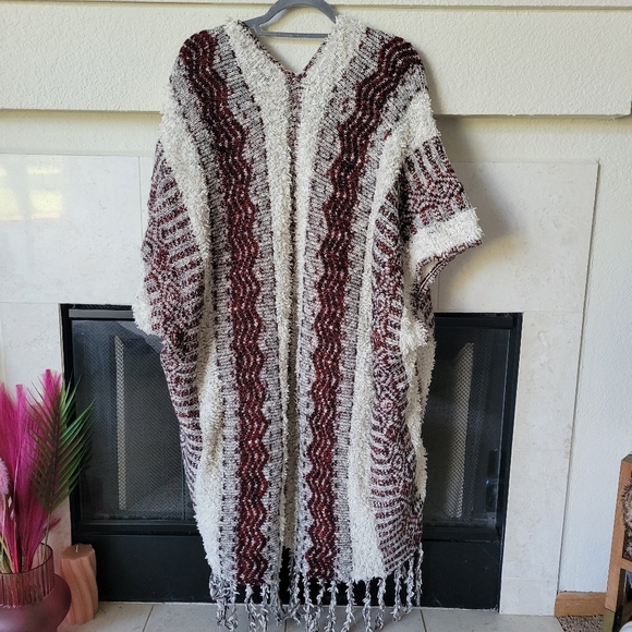 Urban Outfitters Ecote Textured Stripe Sweater Poncho, OS - Picture 8 of 8